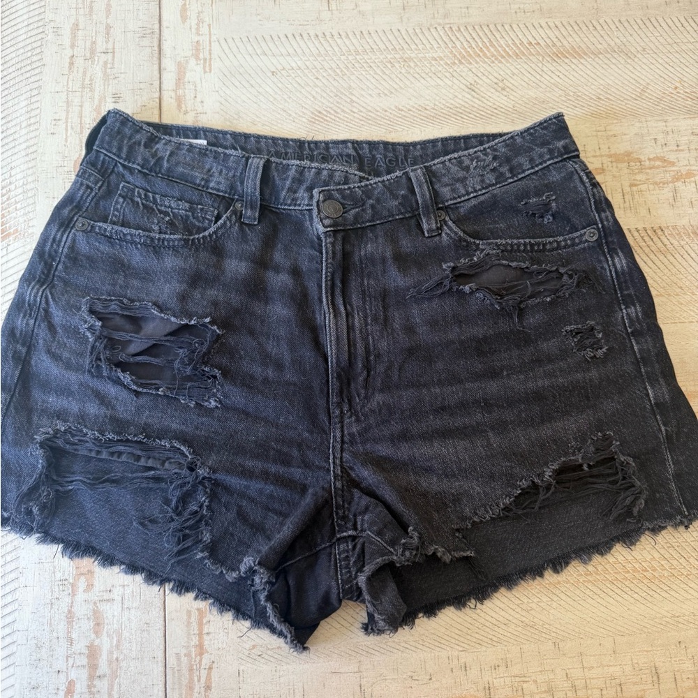 American Eagle Black Distressed Summer Jean Shorts size 8 woman casual